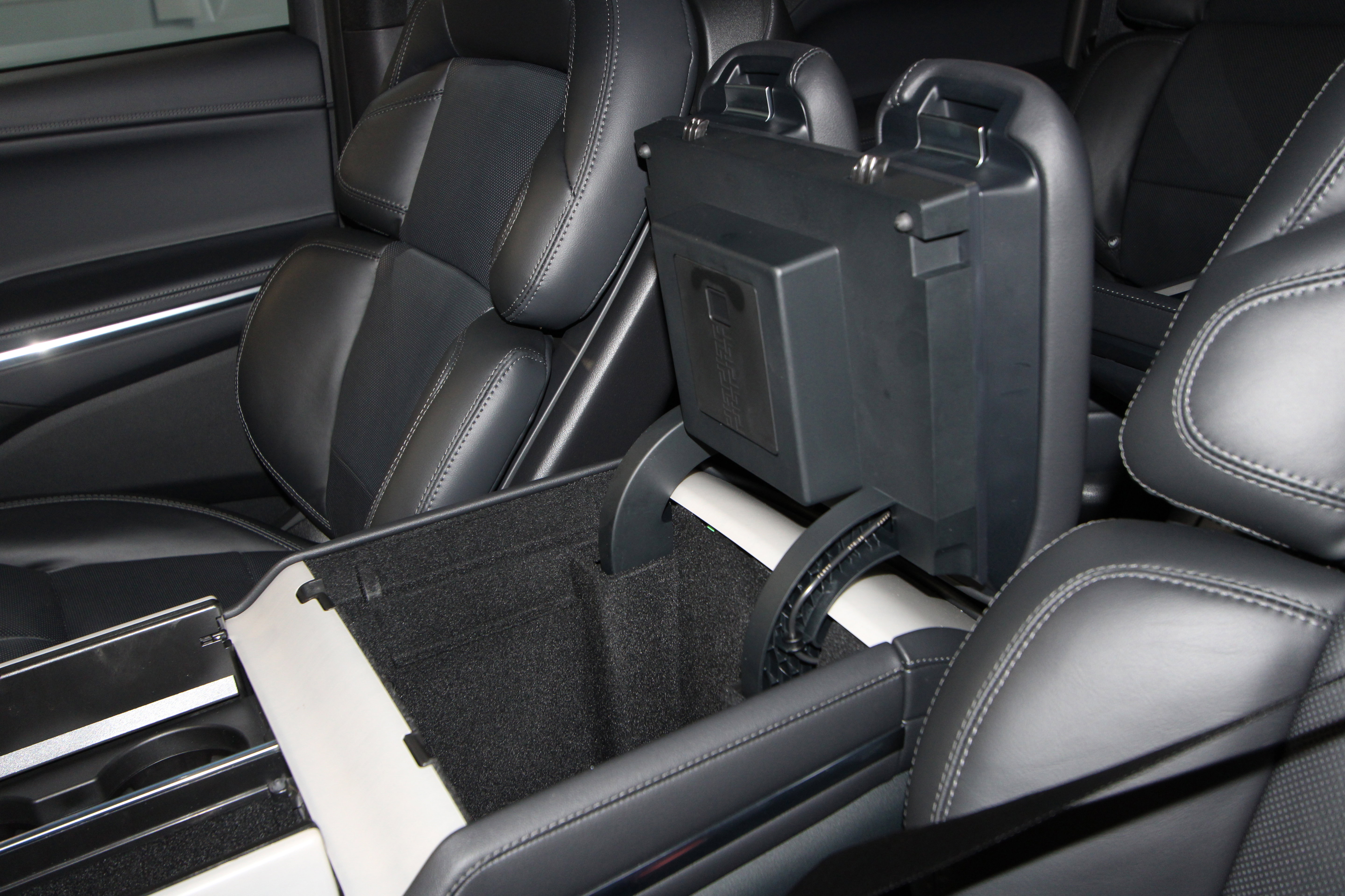 New 2026 Lincoln Navigator L Reserve w/ Jet Appearance Package image 19