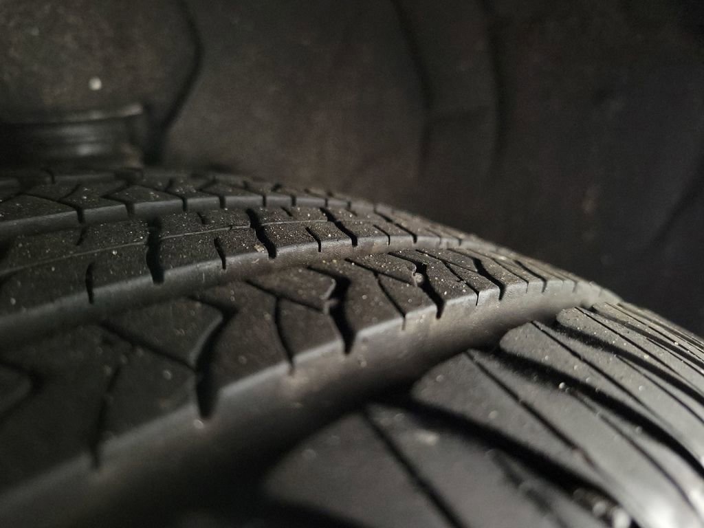 Used 2023 Chevrolet Equinox LT image 11