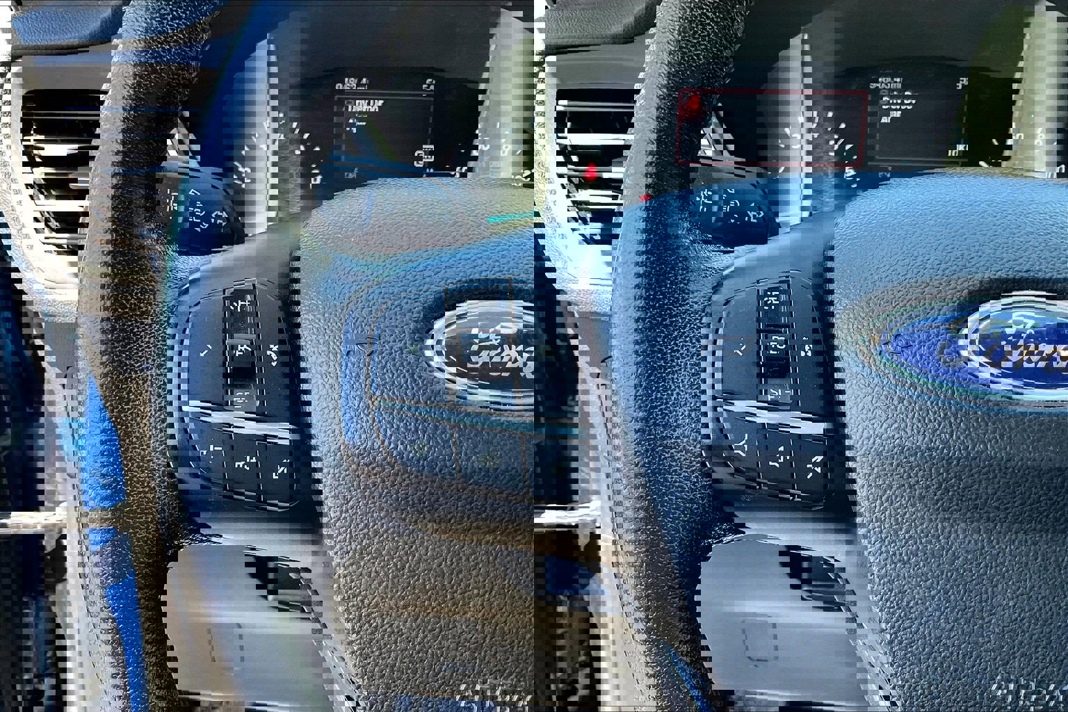 Used 2020 Ford Escape SEL FWD image 12