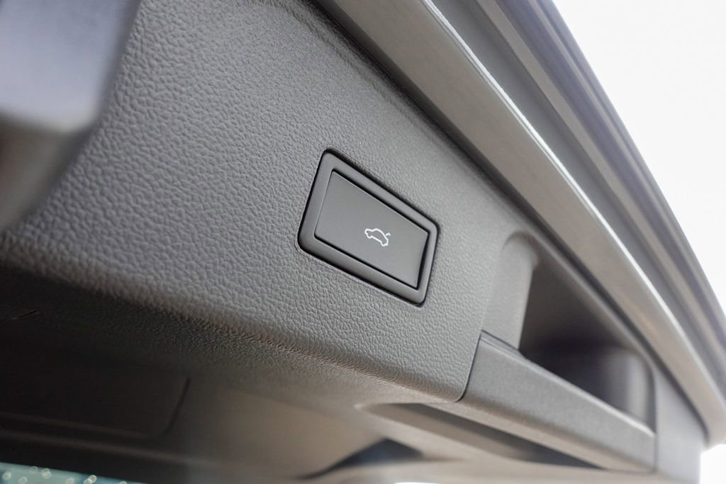 New 2026 Volkswagen Atlas SEL Premium R-Line image 33