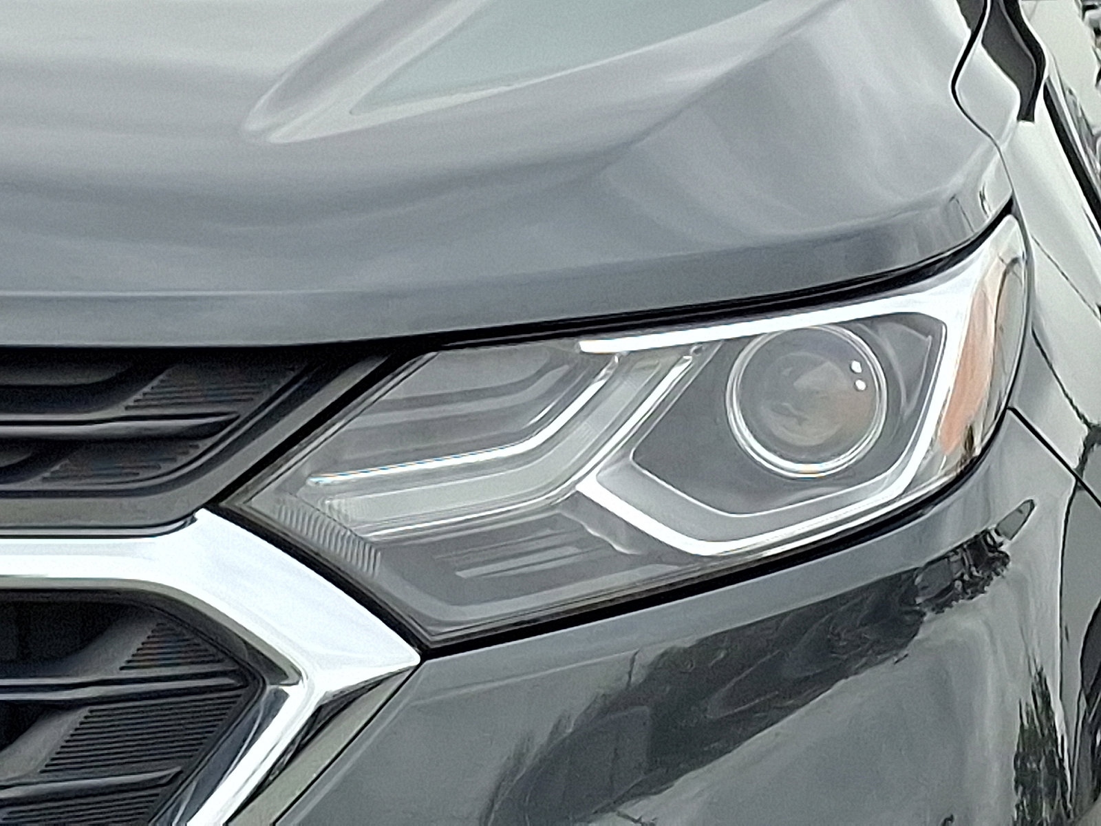 Used 2021 Chevrolet Equinox LS image 9