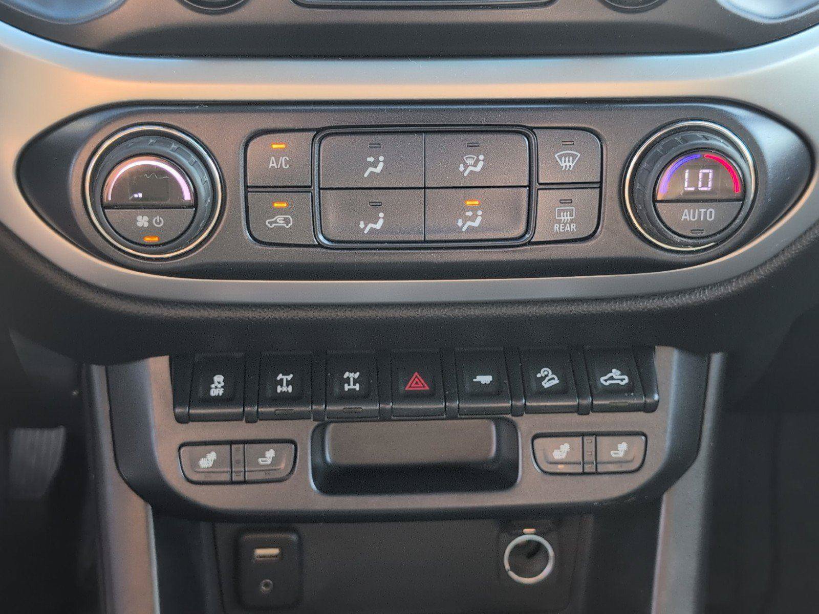 Used 2017 Chevrolet Colorado ZR2 AWD/4WD image 23