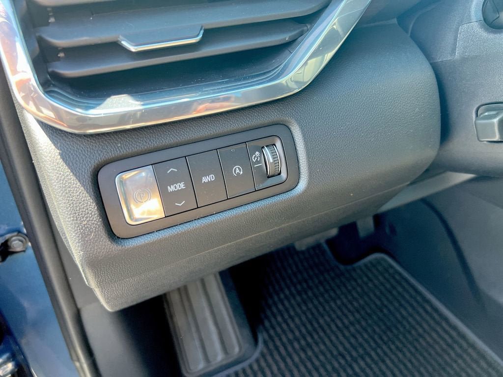 New 2026 GMC Acadia Denali Ultimate AWD/4WD image 16