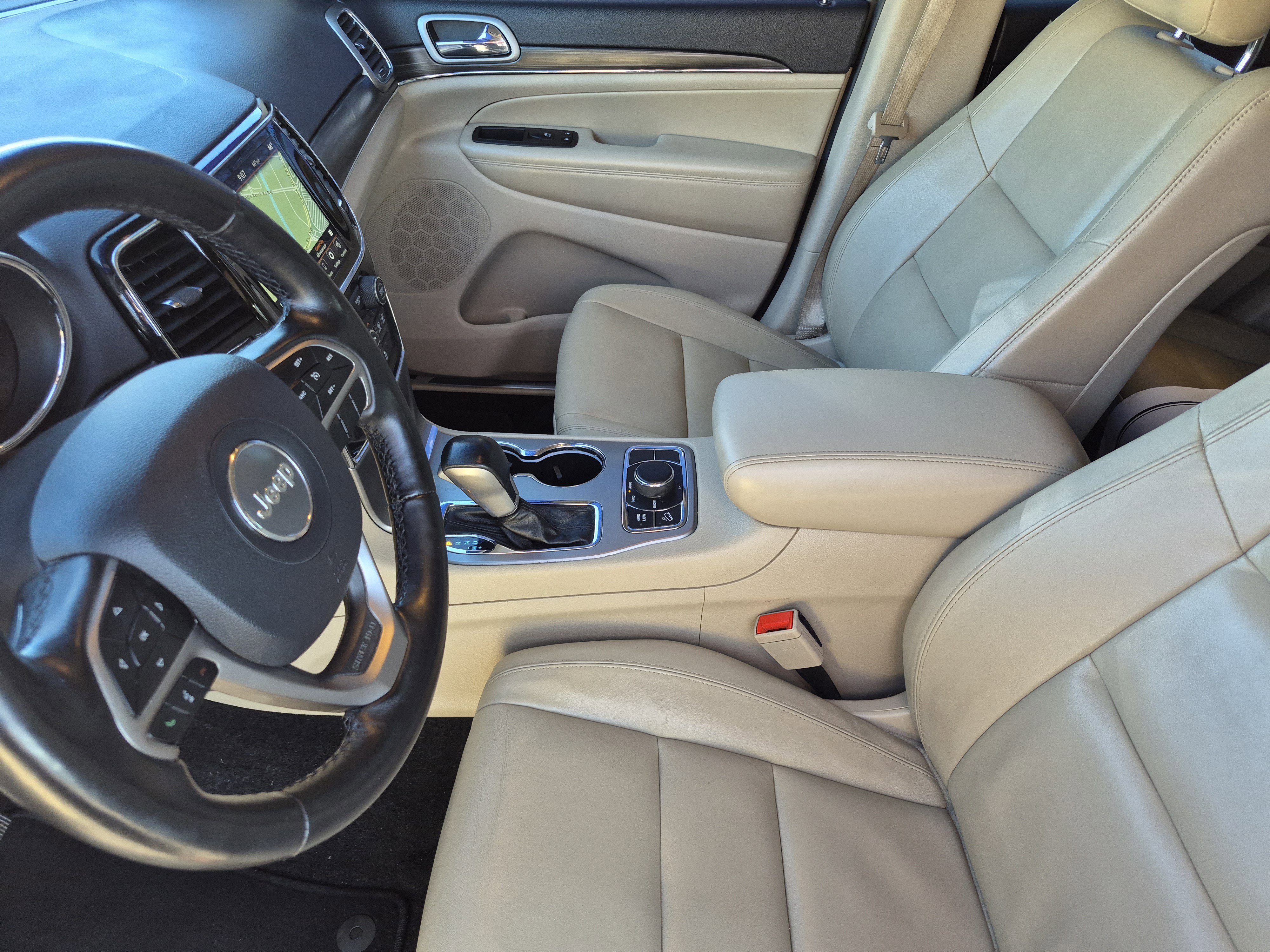 Used 2020 Jeep Grand Cherokee Limited image 30