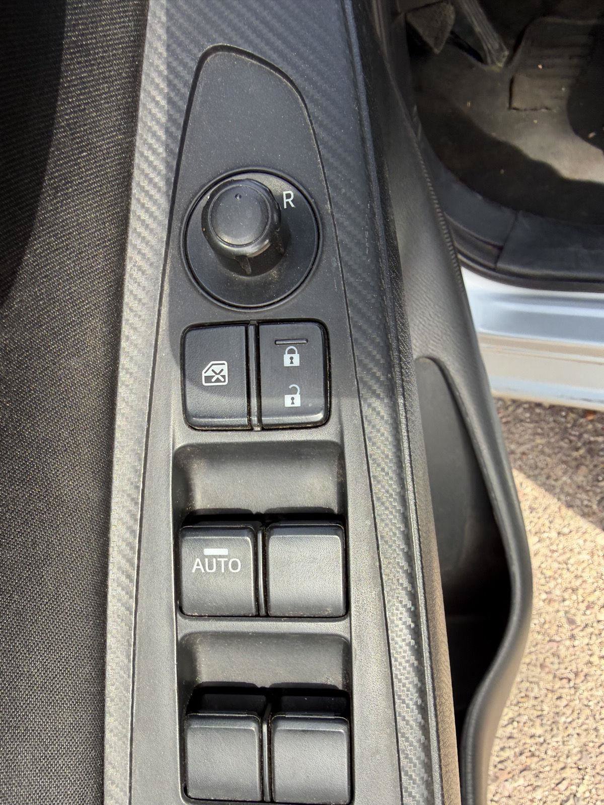 Used 2018 Toyota Yaris iA FWD image 15
