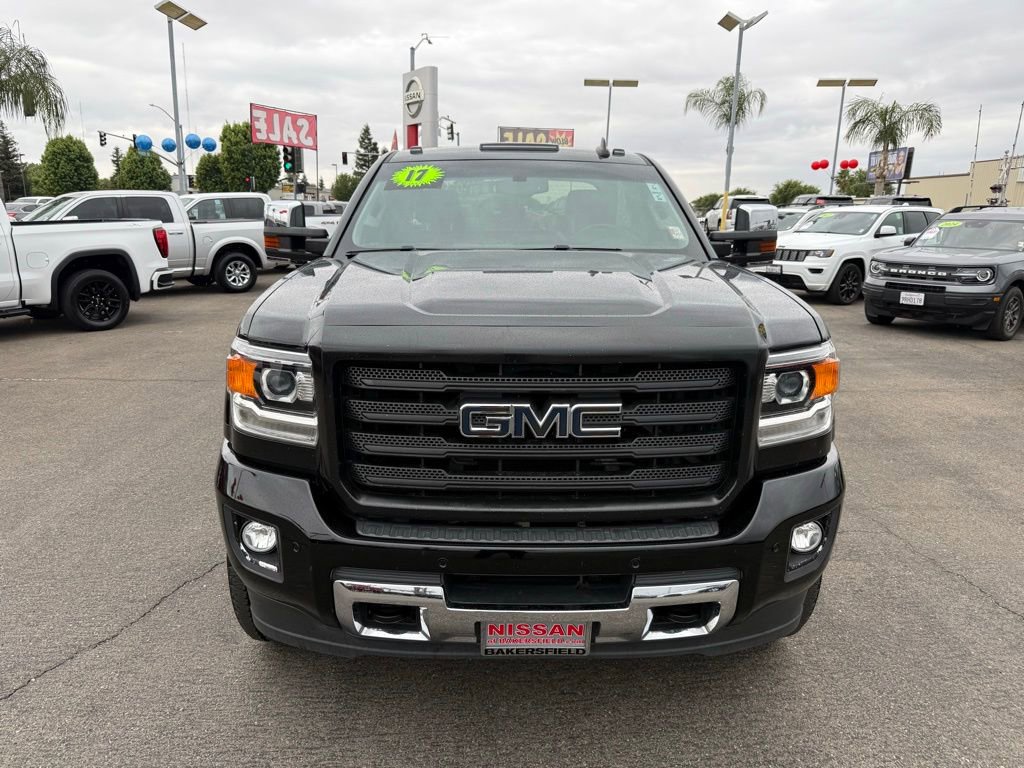 Used 2017 GMC Sierra 2500 SLT w/ All Terrain HD Package AWD/4WD image 2