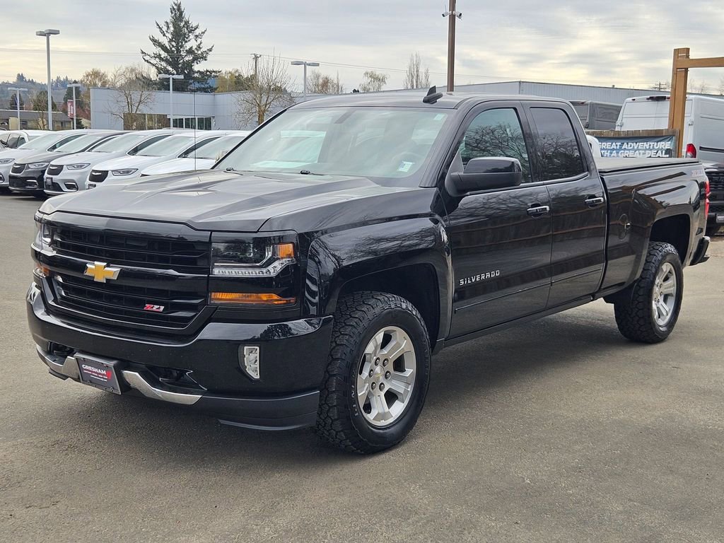 Used 2017 Chevrolet Silverado 1500 LT w/ All Star Edition image 3