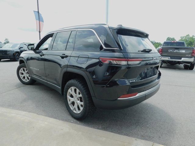 Used 2023 Jeep Grand Cherokee Limited image 26