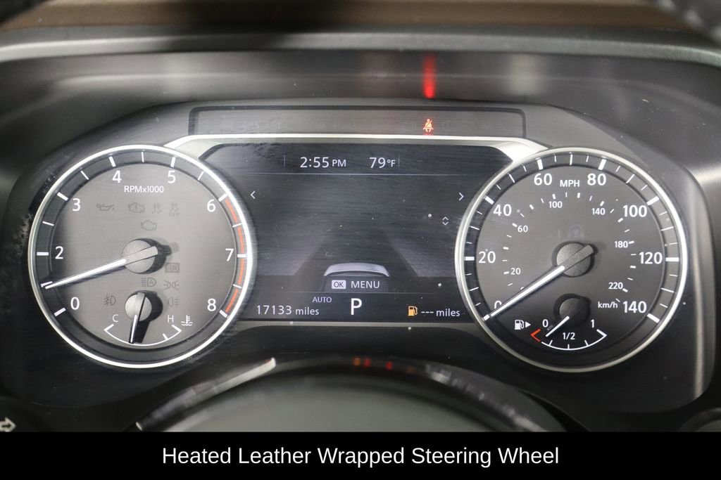 Used 2023 Nissan Rogue SV w/ SV Premium B Package image 11