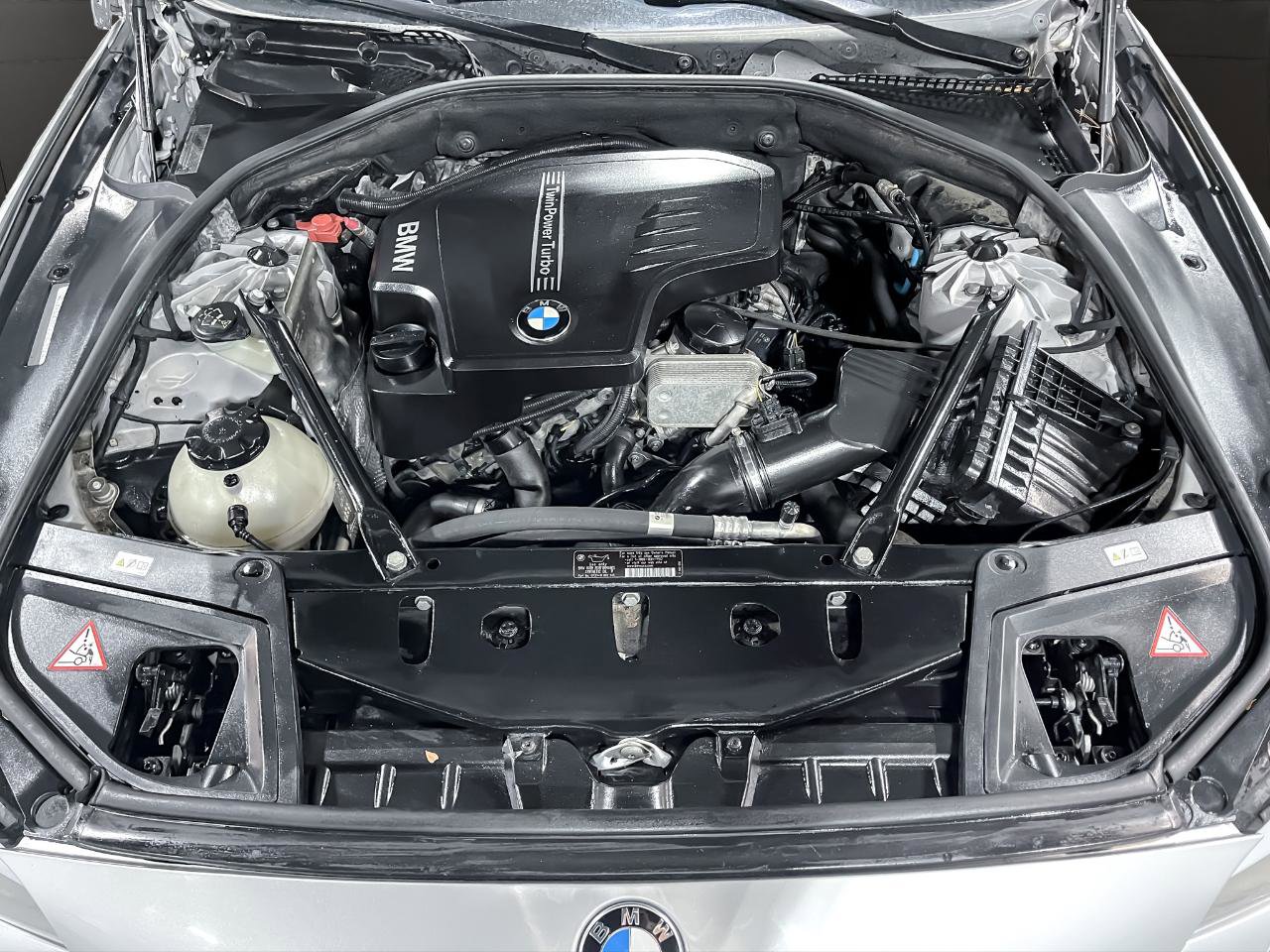 Used 2012 BMW 528i Sedan image 21