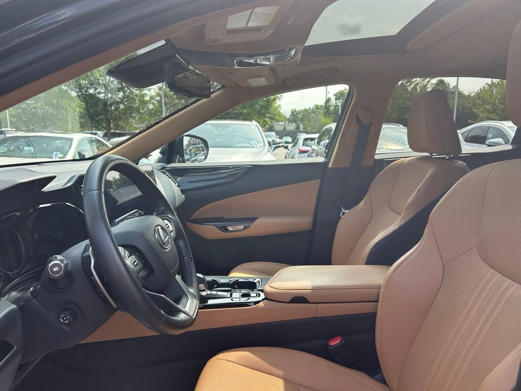 Used 2025 Lexus NX 350 AWD w/ Accessory Package (2T) image 6