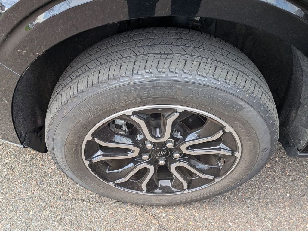 Used 2024 Ford Maverick Lariat image 28