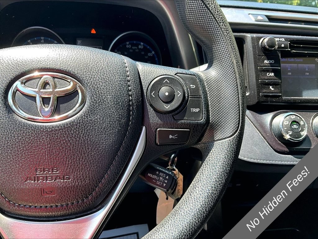 Used 2018 Toyota RAV4 LE w/ All Weather Liner Package AWD/4WD image 17