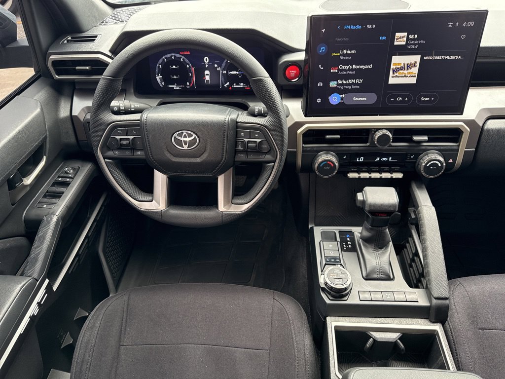 Used 2024 Toyota Tacoma TRD Off-Road AWD/4WD image 29