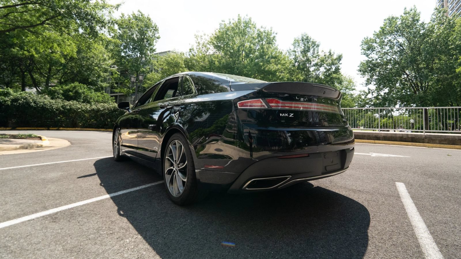 Used 2019 Lincoln MKZ Reserve w/ Reserve Plus Package AWD/4WD image 6