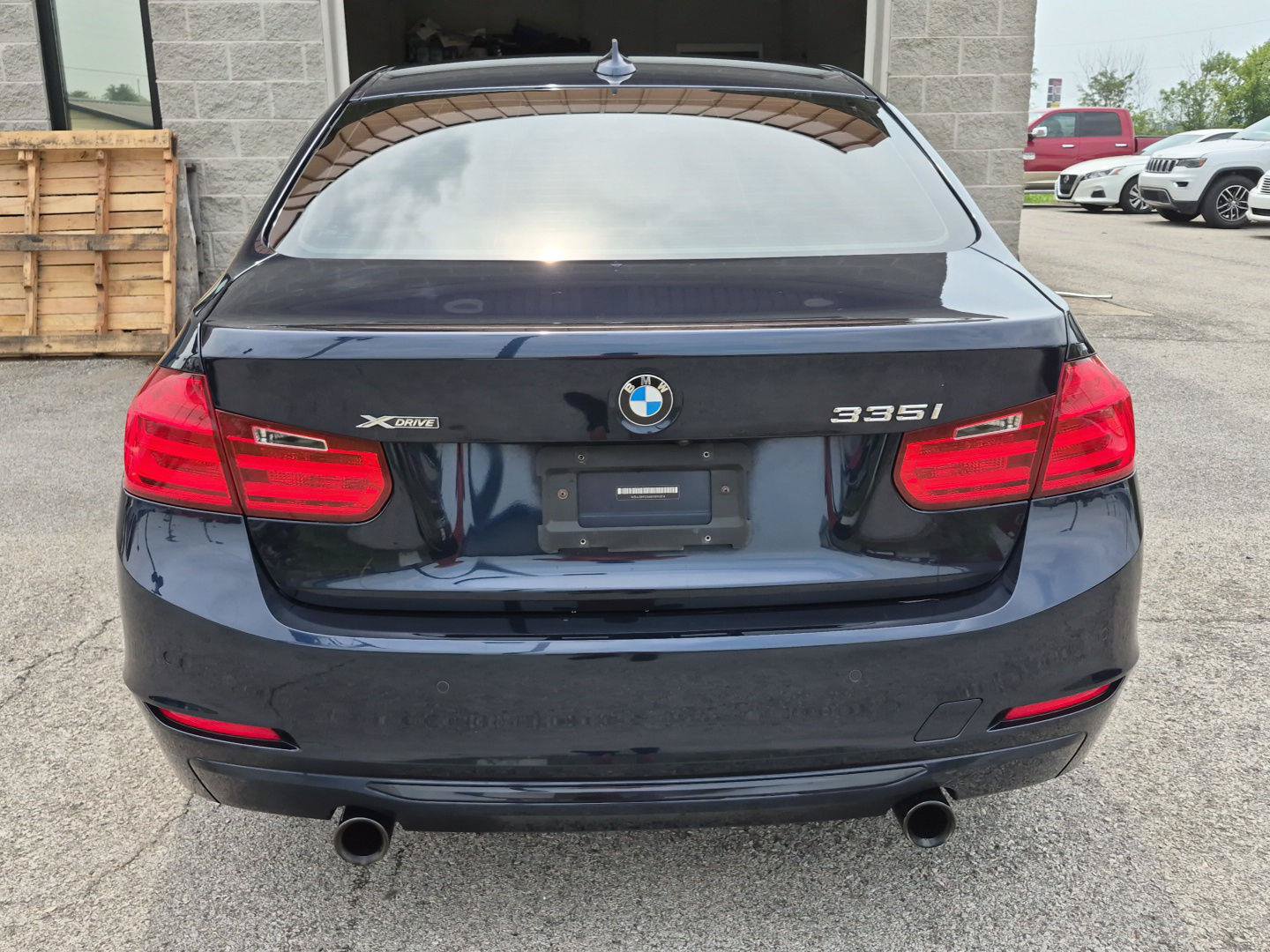 Used 2014 BMW 335i xDrive Sedan AWD/4WD image 4