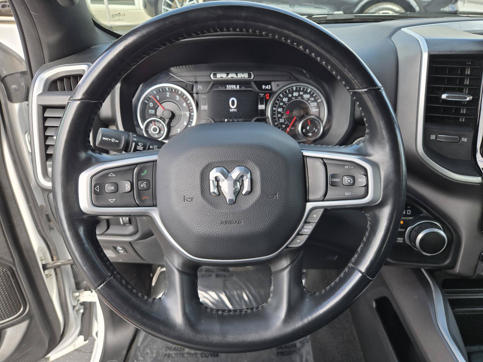 Used 2022 RAM 1500 Big Horn AWD/4WD image 16