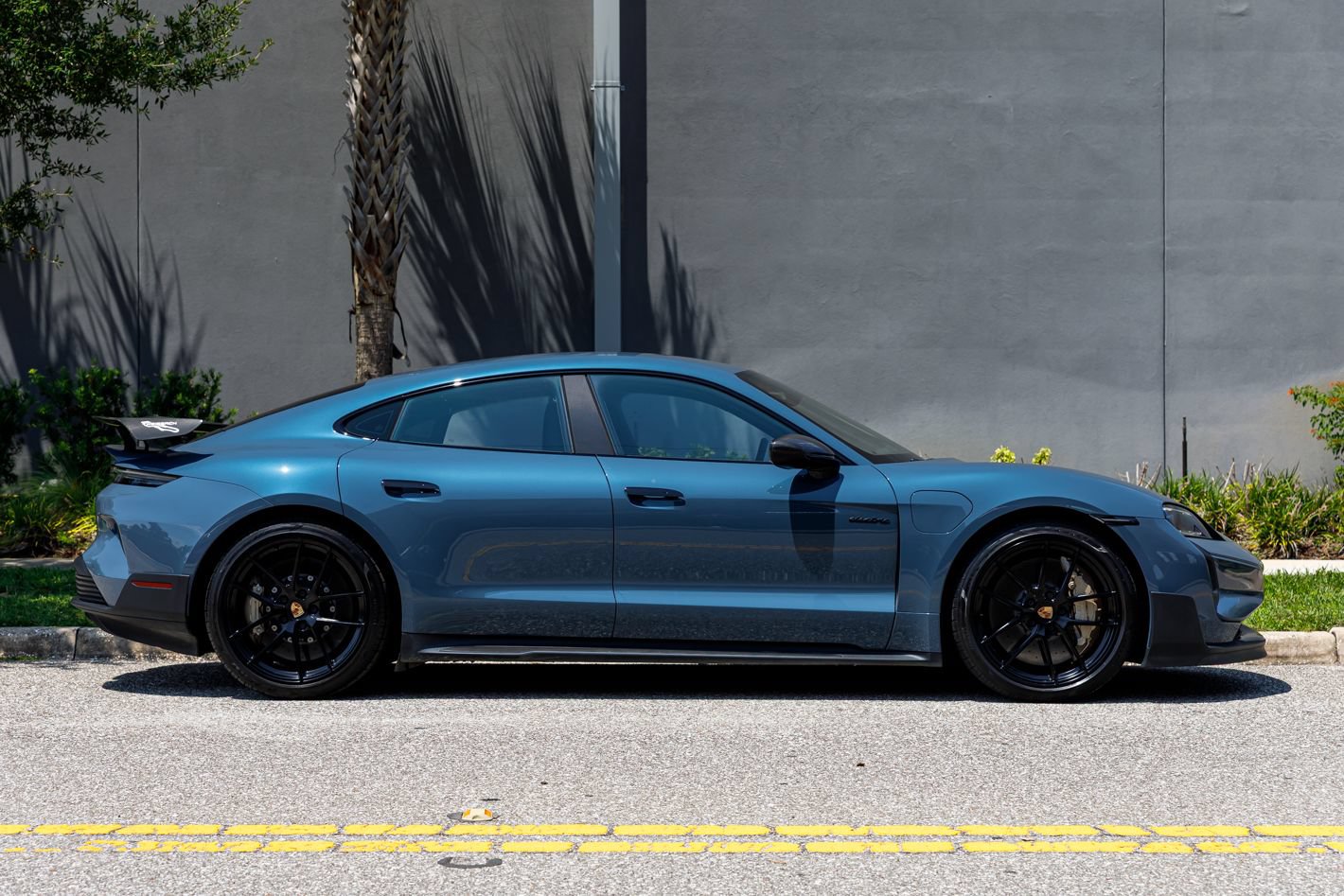 Used 2025 Porsche Taycan Turbo GT AWD/4WD image 6