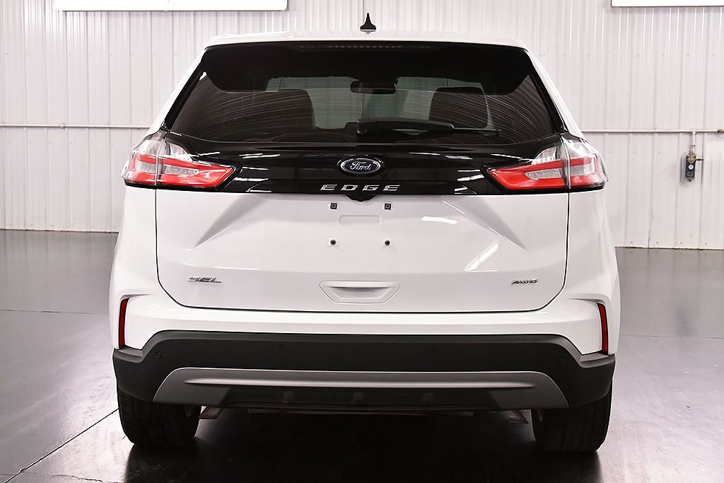 Used 2024 Ford Edge SEL w/ Convenience Package AWD/4WD image 6