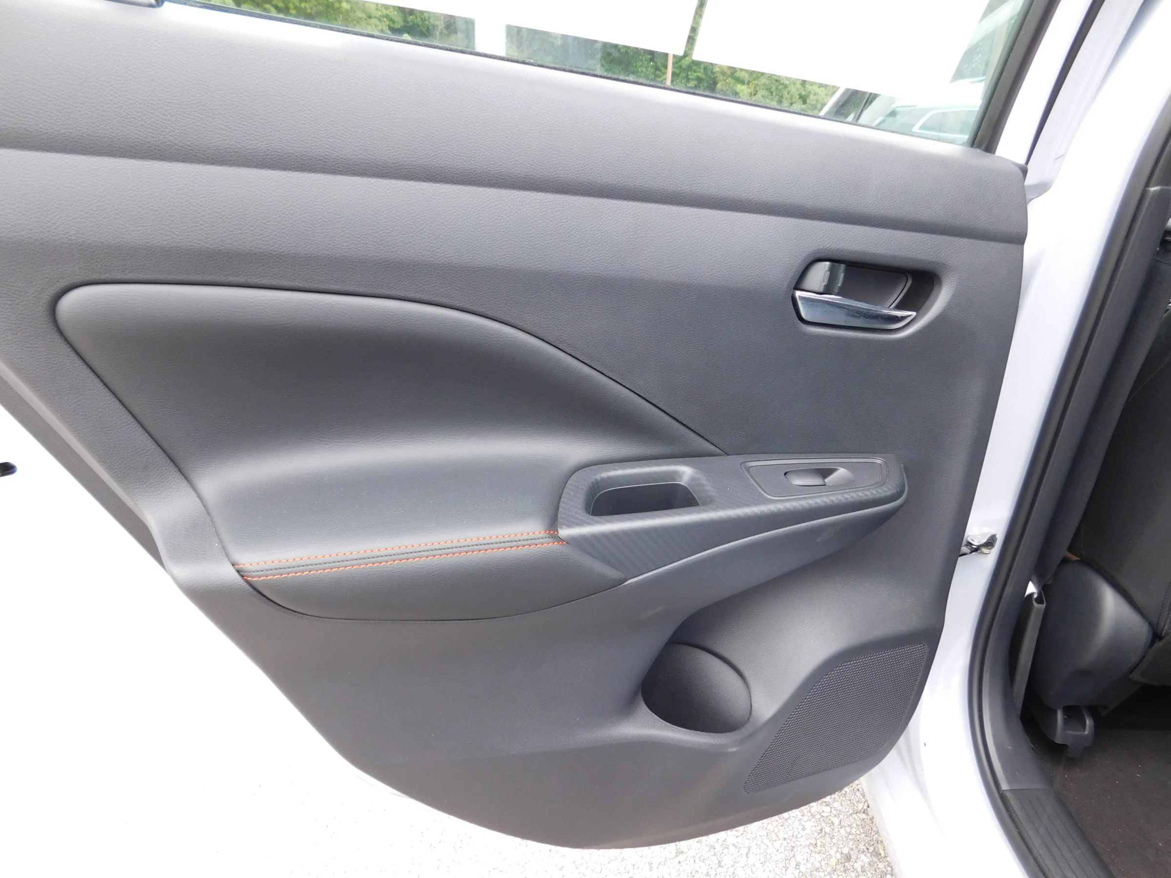 Used 2025 Nissan Versa SR w/ Trunk Package FWD image 11
