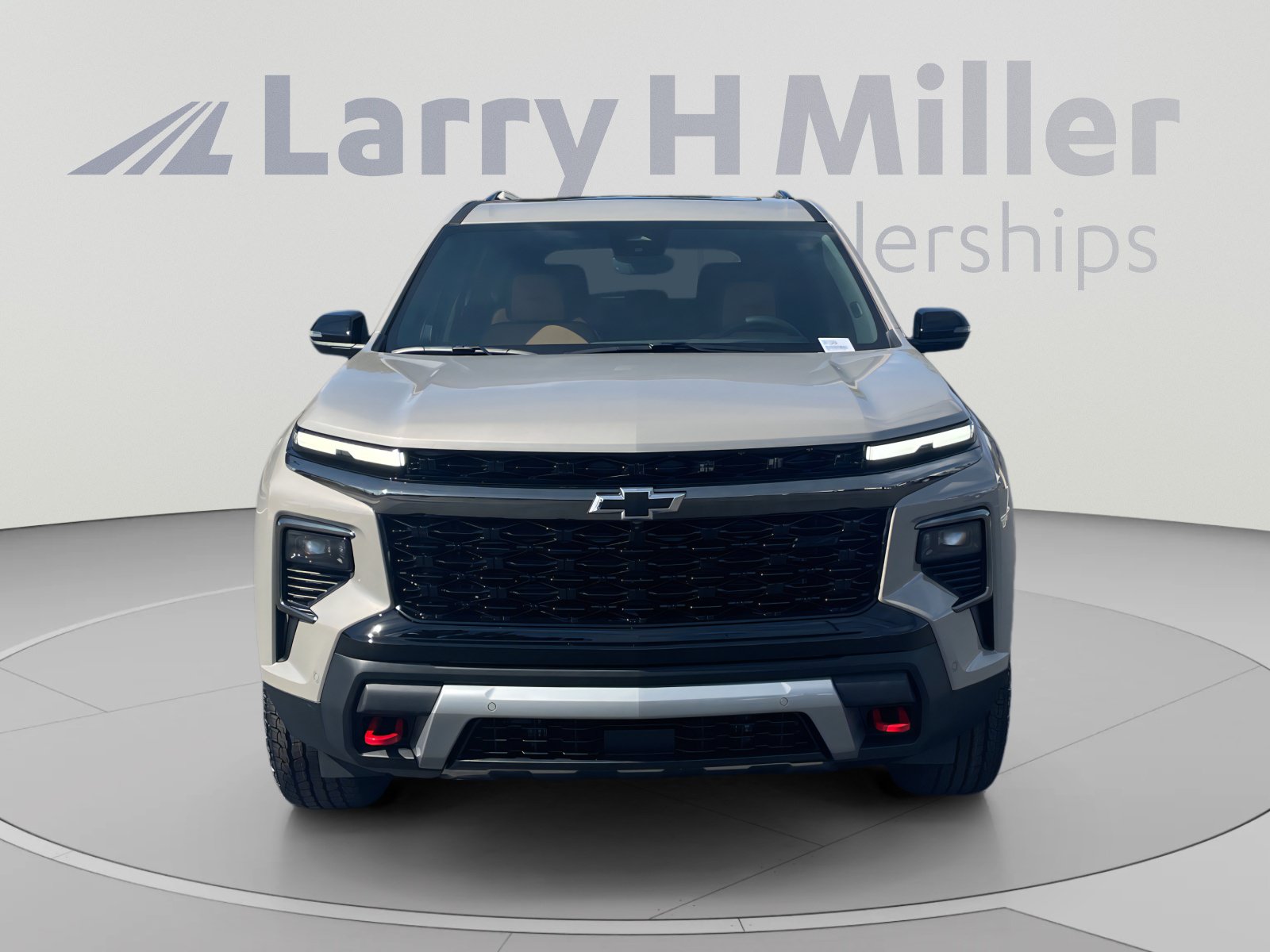 New 2027 Chevrolet Traverse Z71 w/ Enhanced Driving Package AWD/4WD image 8