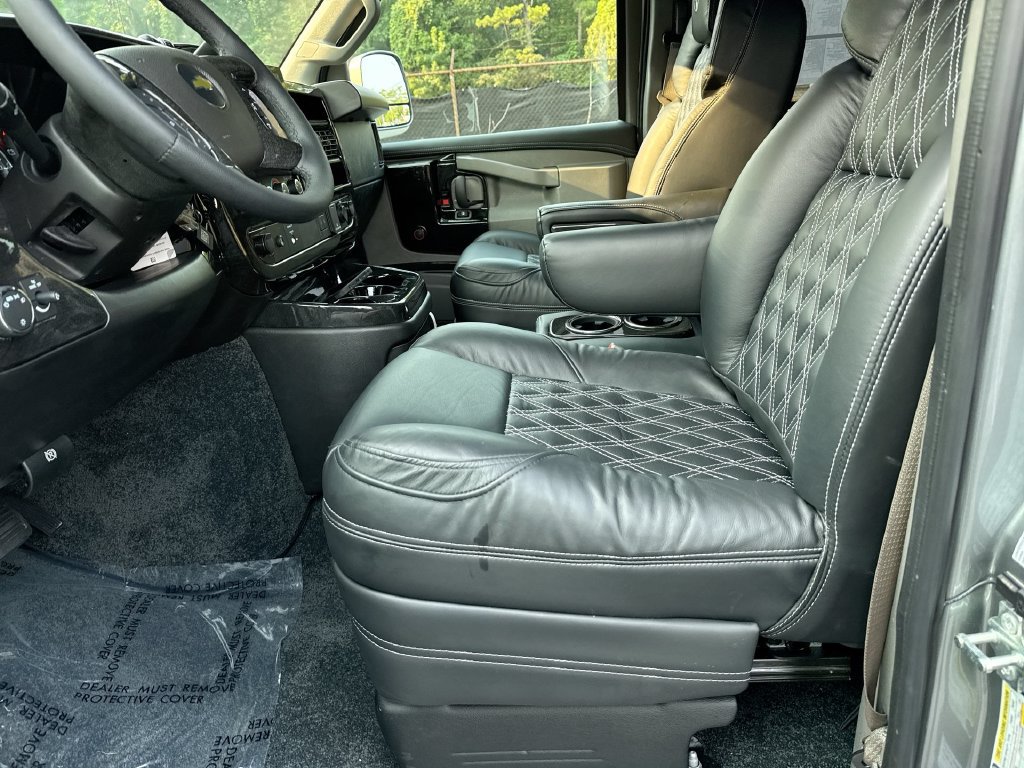 New 2026 Chevrolet Express 2500 Extended w/ Driver Convenience Package RWD image 13