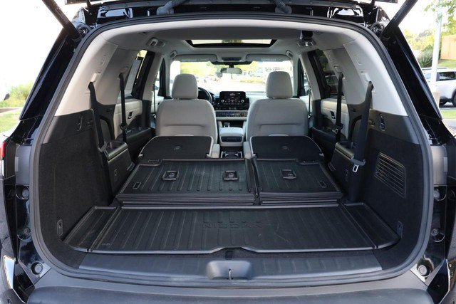 Certified 2025 Nissan Pathfinder SV w/ SV Premium Package AWD/4WD image 9
