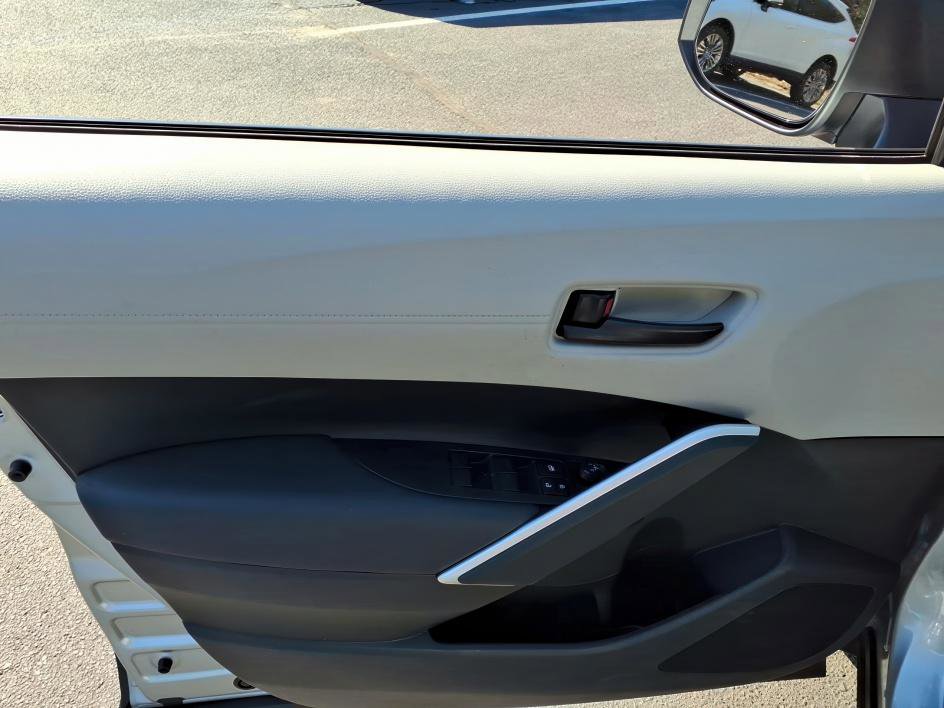 New 2026 Toyota Corolla Cross L image 10