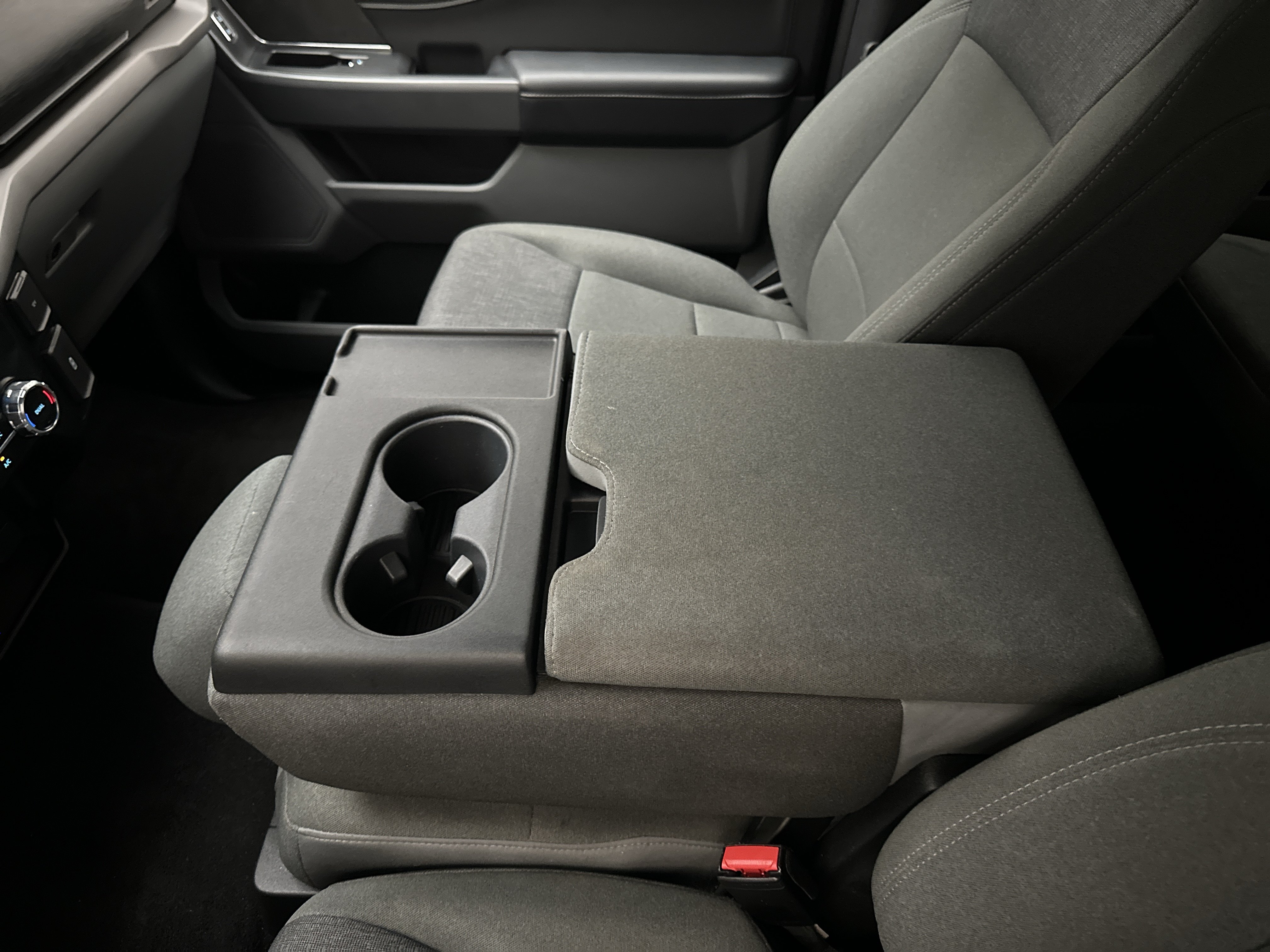 Used 2024 Ford F150 XLT AWD/4WD image 40