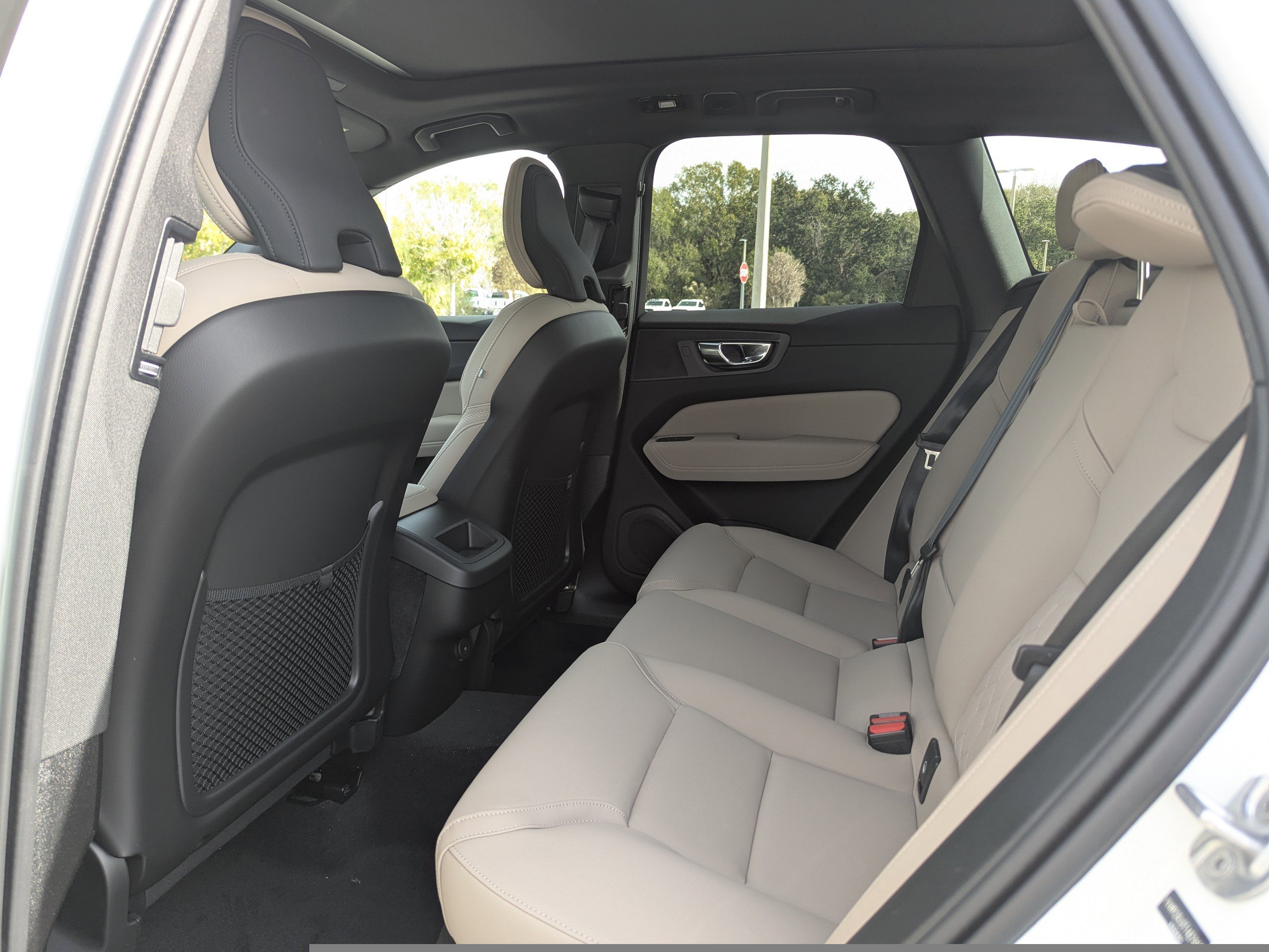 New 2026 Volvo XC60 B5 Core image 15