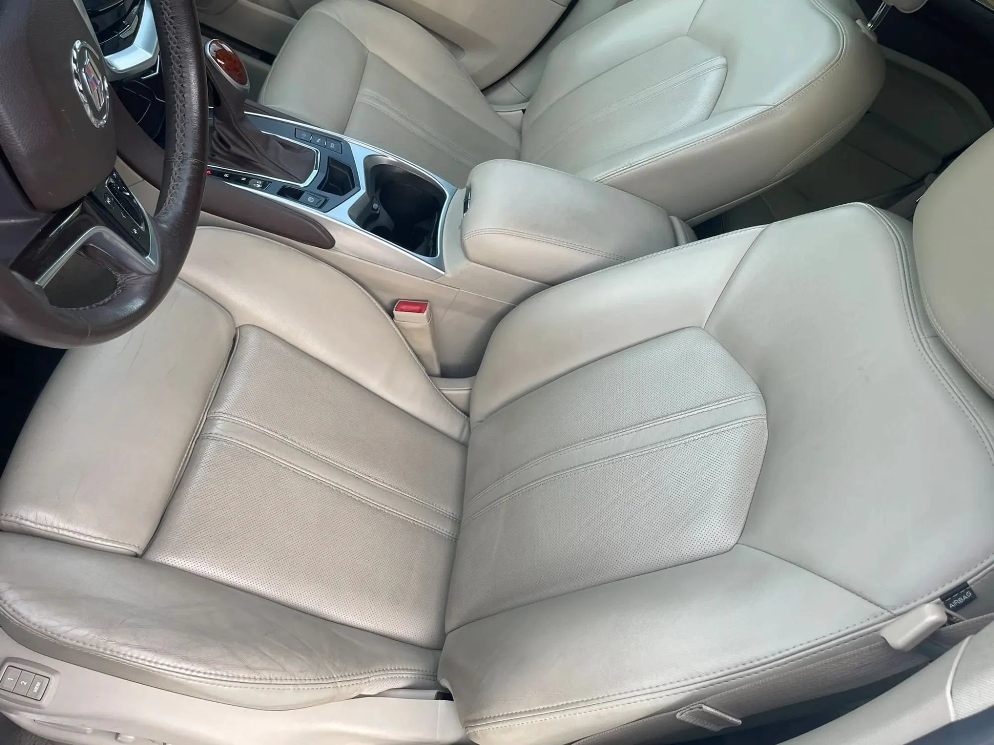 Used 2015 Cadillac SRX Luxury w/ Trailering Package AWD/4WD image 12