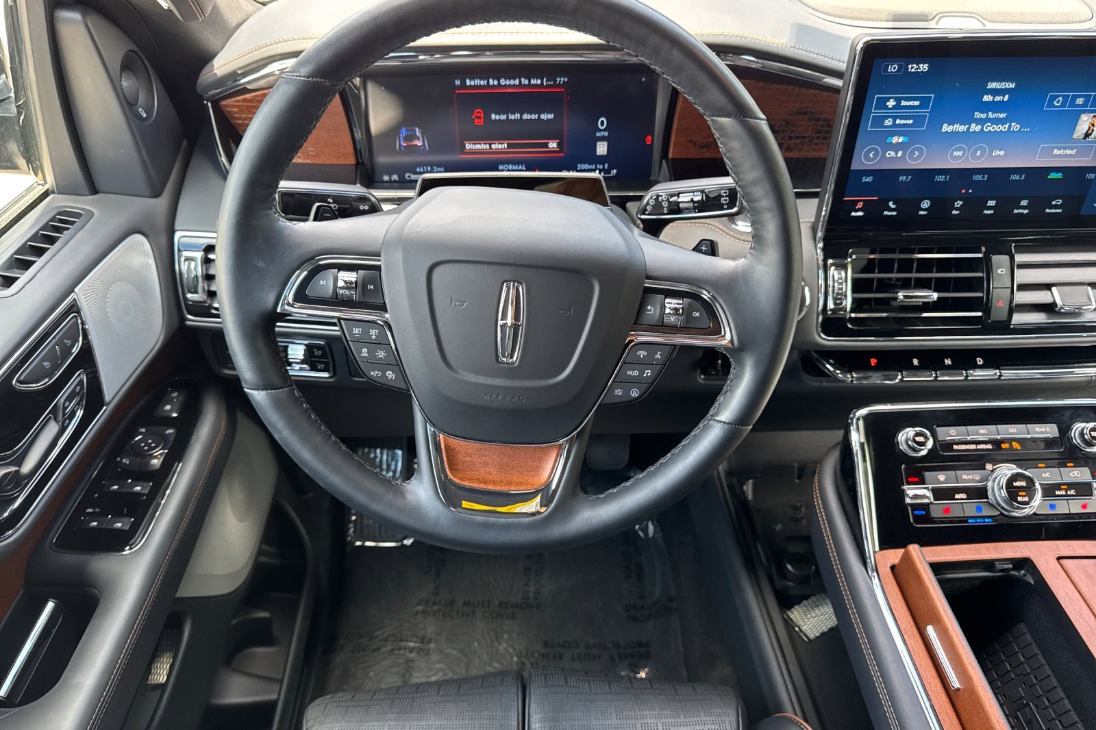 Used 2024 Lincoln Navigator Black Label image 14