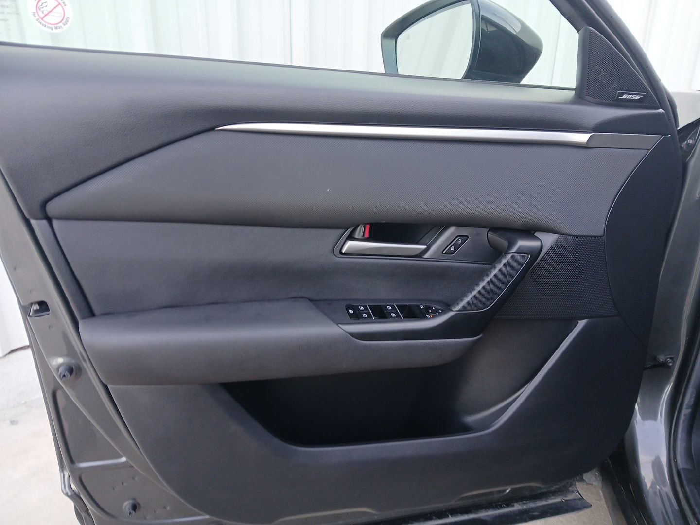 Used 2025 MAZDA CX-50 AWD 2.5 S w/ Premium Package image 11