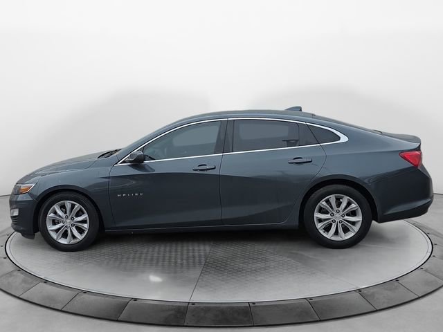 Used 2019 Chevrolet Malibu Hybrid image 2