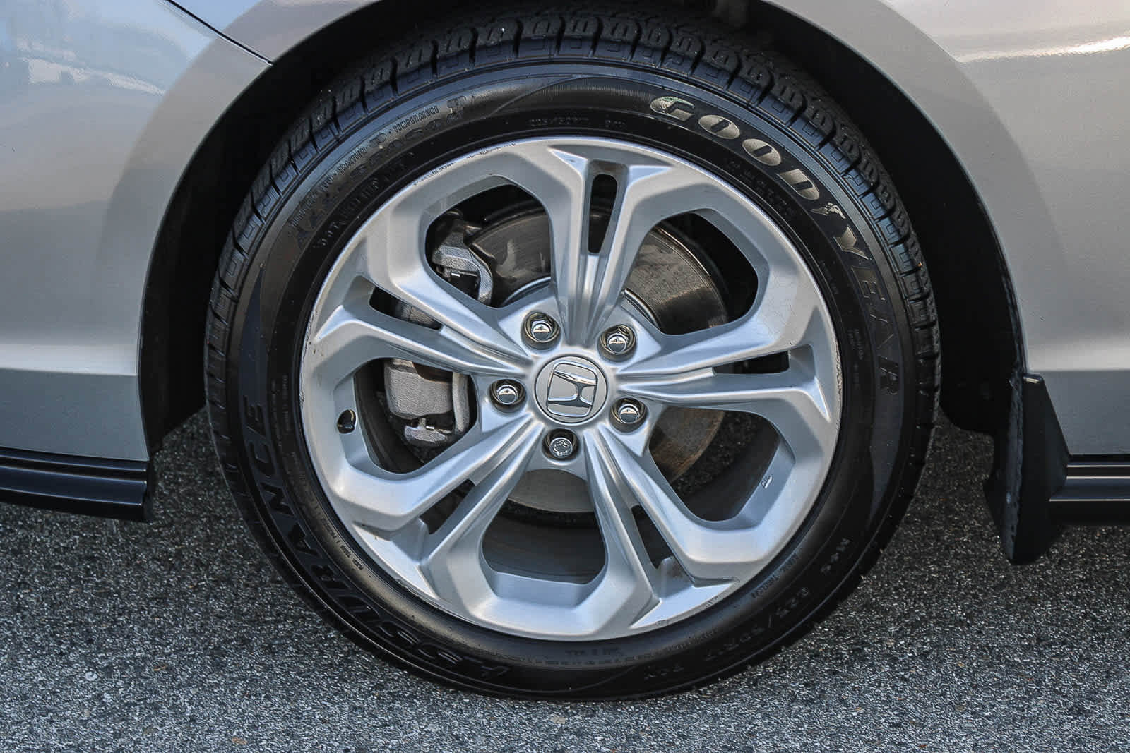 Certified 2023 Honda Accord LX image 9