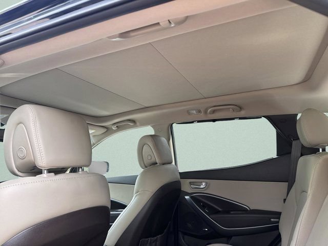 Used 2018 Hyundai Santa Fe Sport w/ Cargo Package FWD image 17
