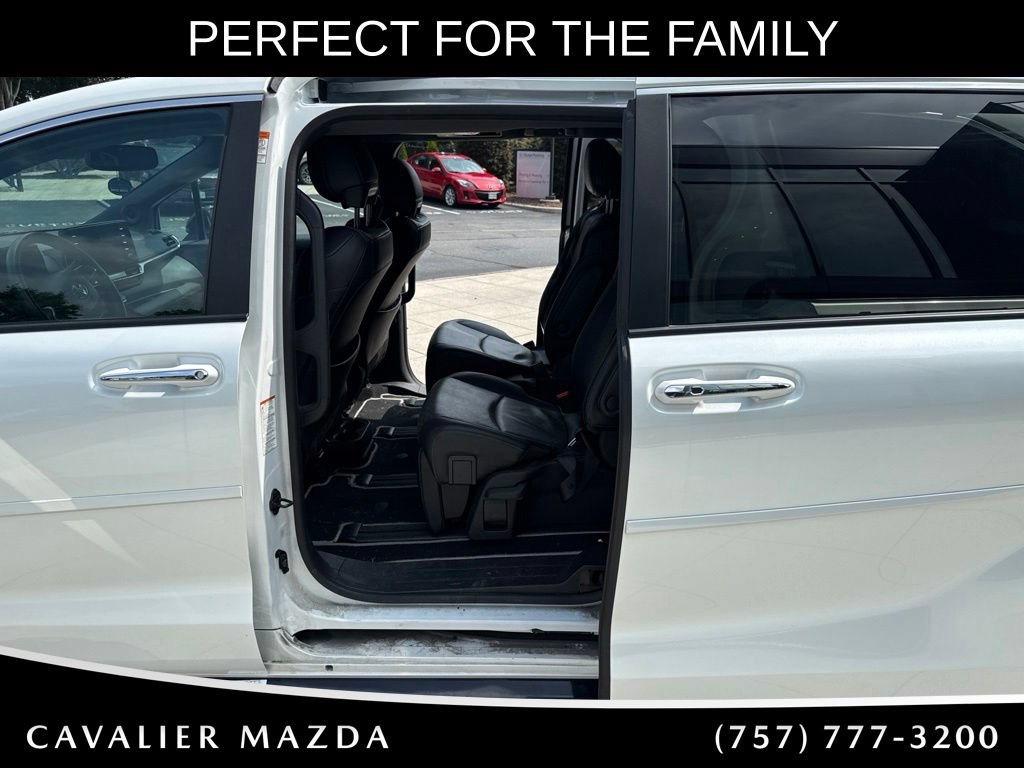 Used 2023 Toyota Sienna XSE w/ Protection Package (TMS) AWD/4WD image 10