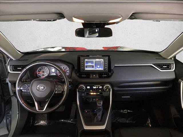 Used 2019 Toyota RAV4 XLE Premium FWD image 18