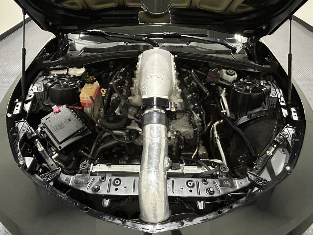 Used 2017 Chevrolet Camaro SS image 16