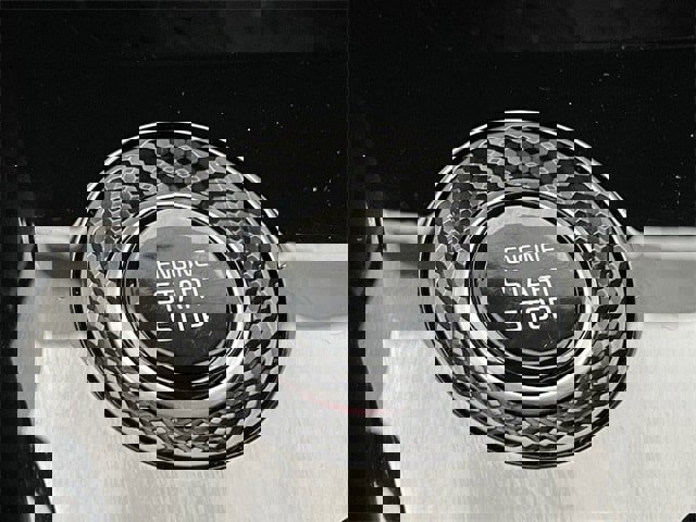 Used 2024 Kia Niro SX Touring image 22