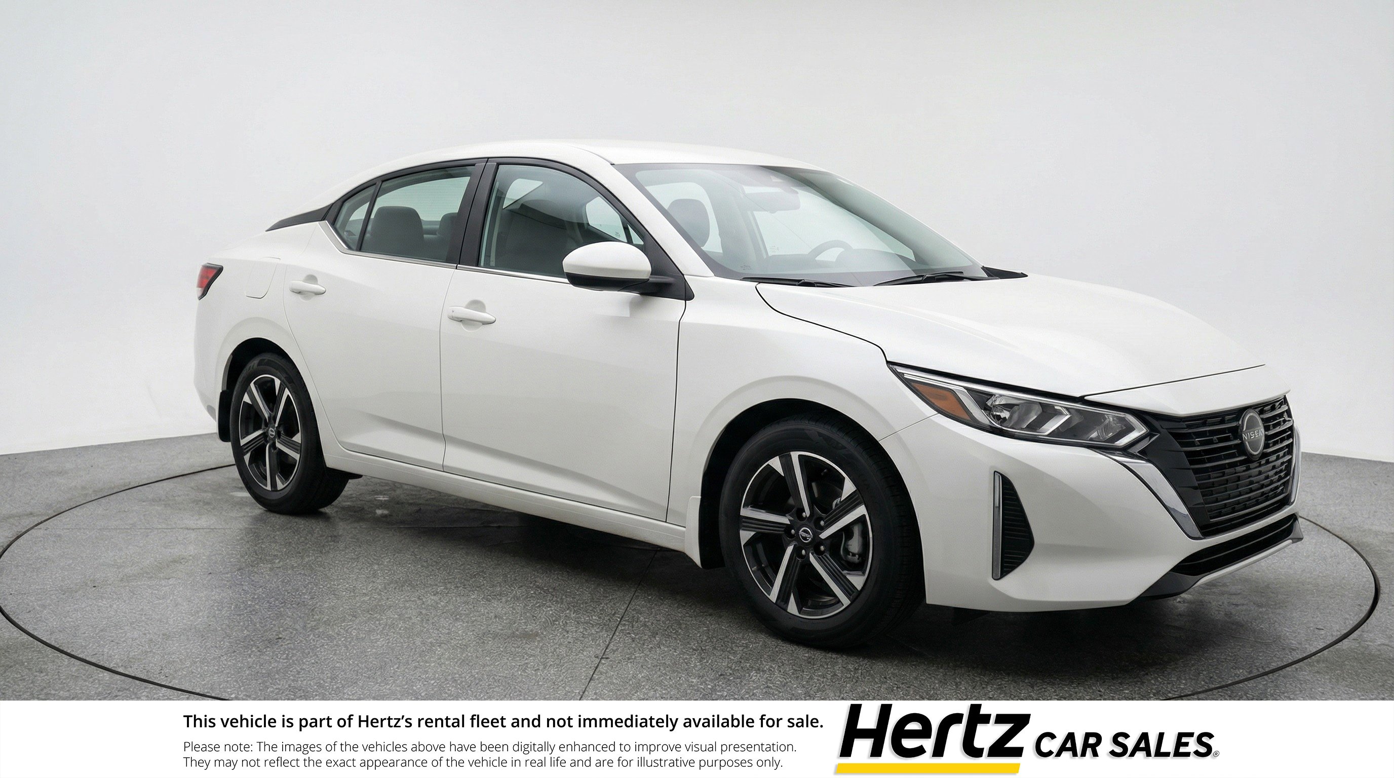Used 2025 Nissan Sentra SV image 1