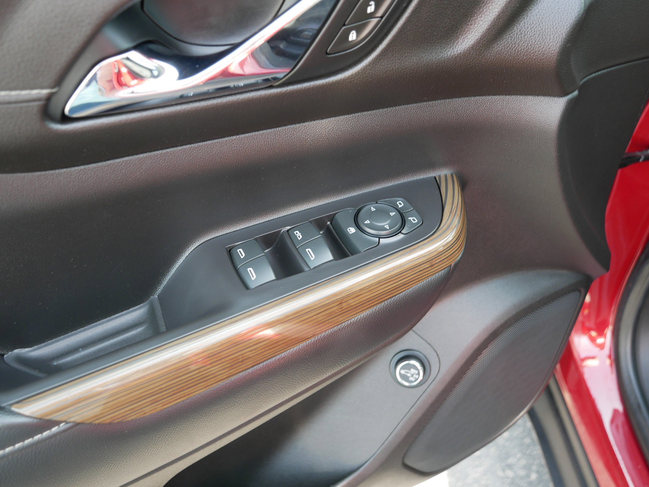 Used 2020 GMC Acadia SLE w/ Driver Convenience Package image 19