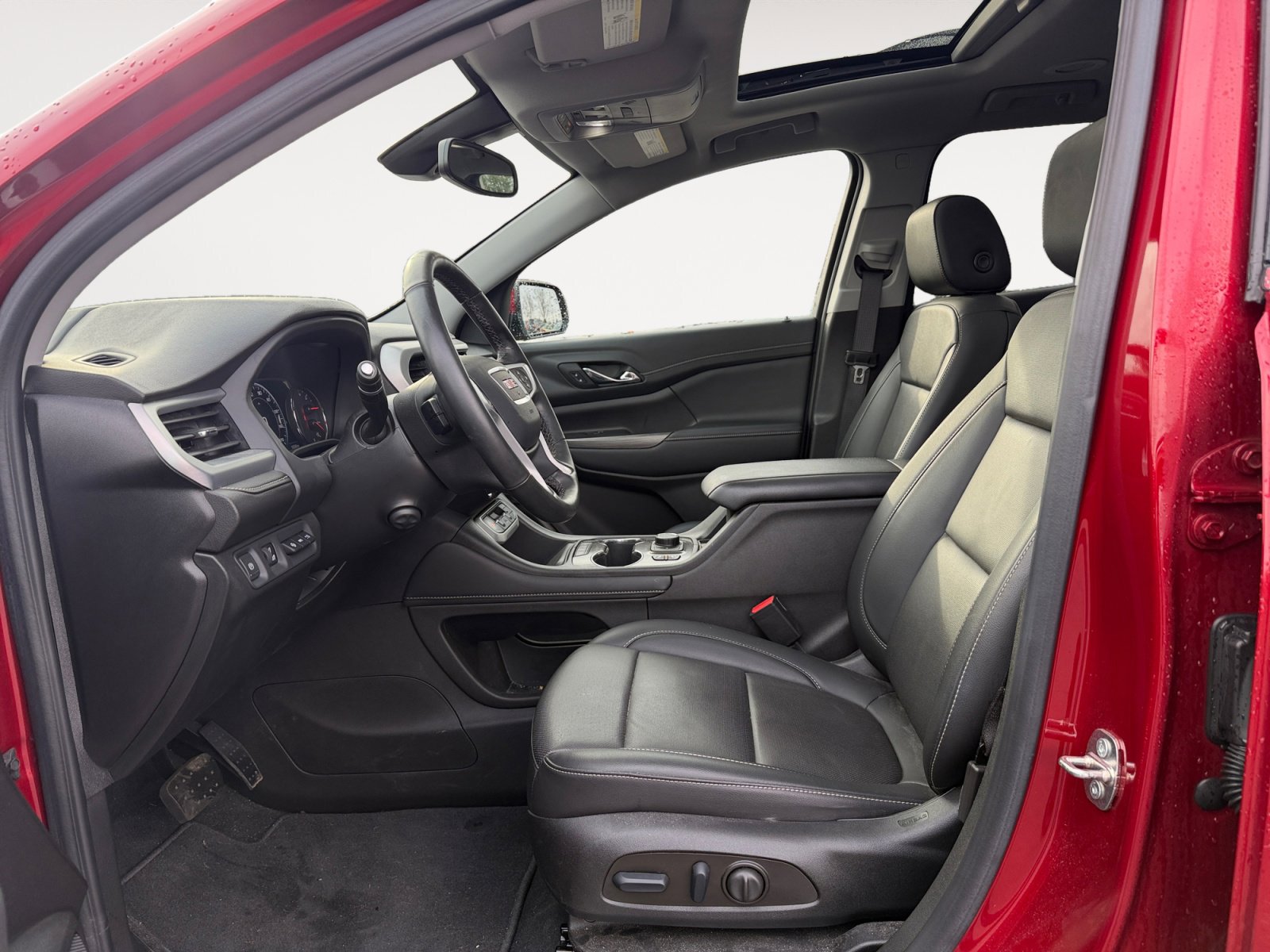 Used 2023 GMC Acadia SLT w/ Technology Package image 9