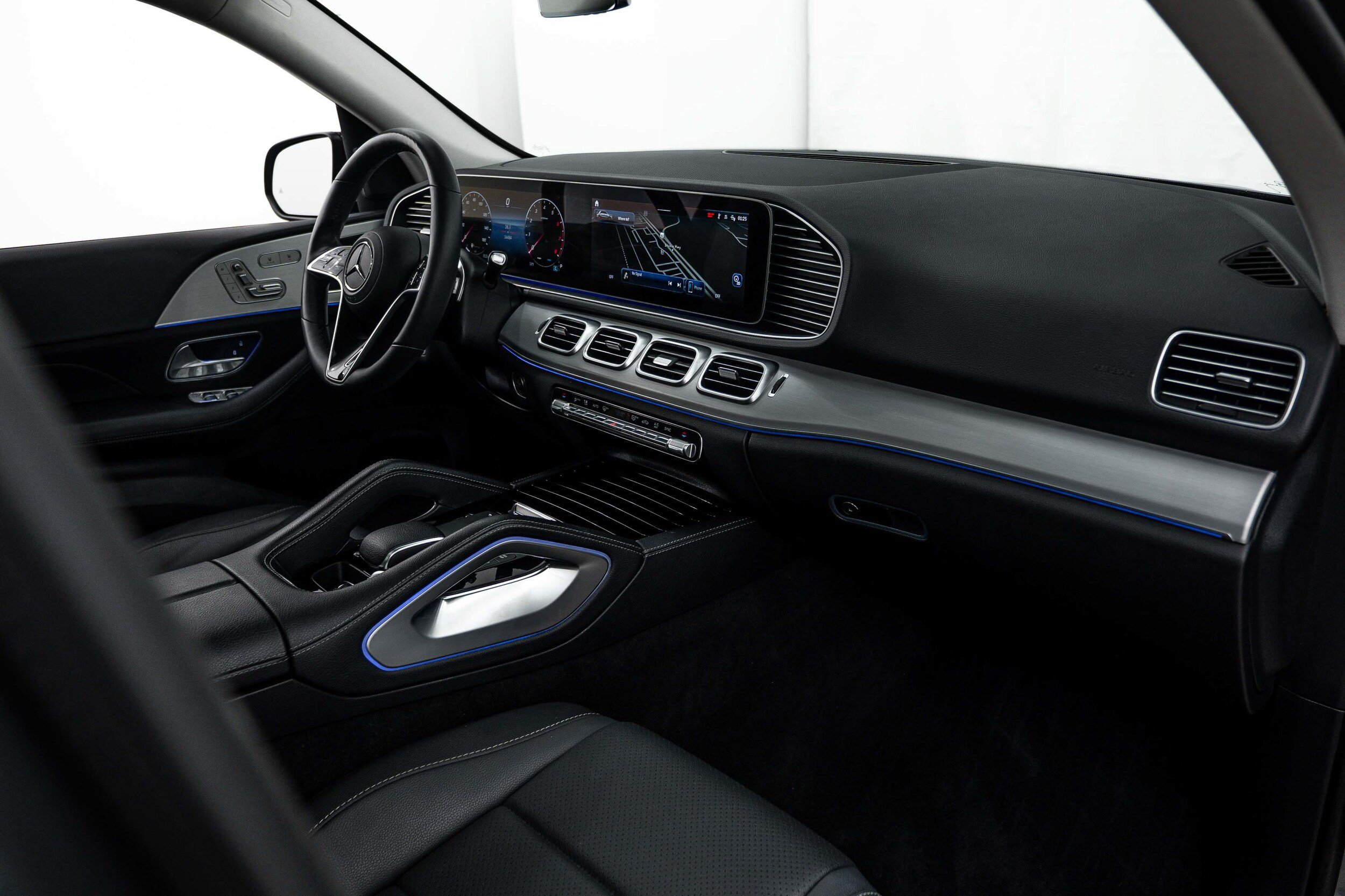 Used 2025 Mercedes-Benz GLE 450 4MATIC image 11