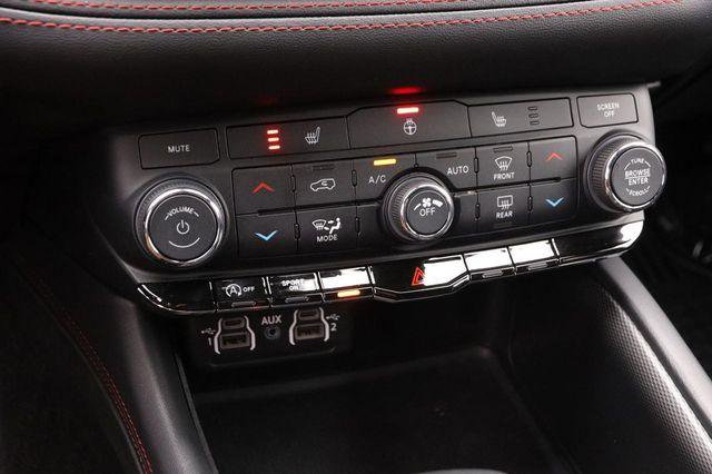 Used 2025 Dodge Durango GT image 20