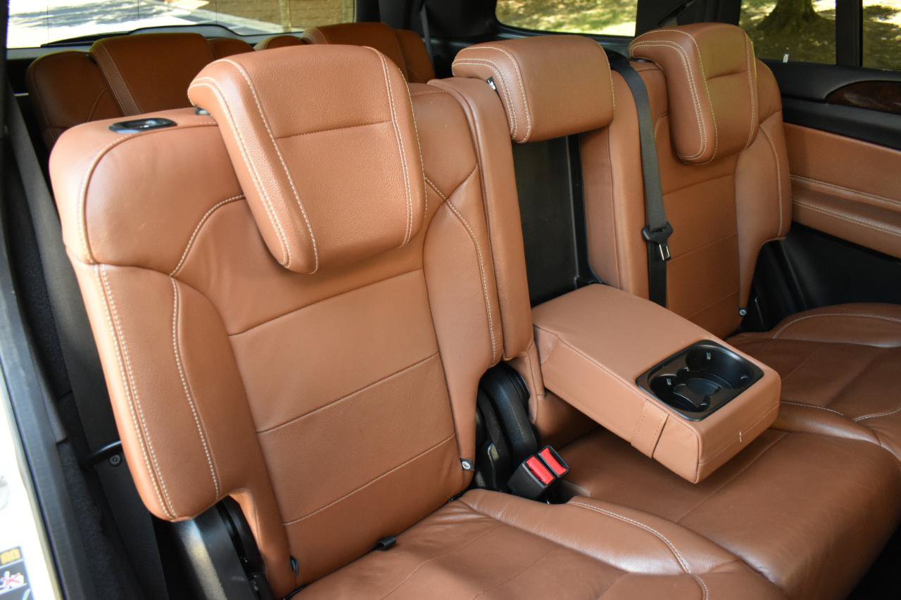 Used 2018 Mercedes-Benz GLS 450 4MATIC image 31