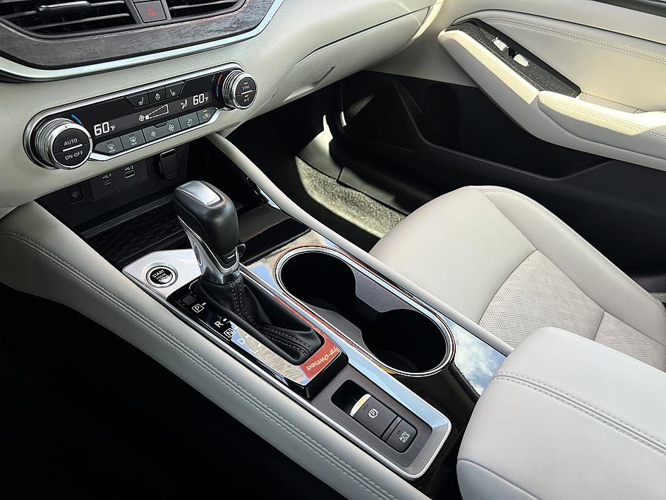Certified 2023 Nissan Altima 2.5 SL FWD image 28