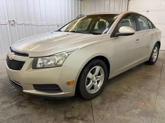 Used 2013 Chevrolet Cruze LT FWD image 3