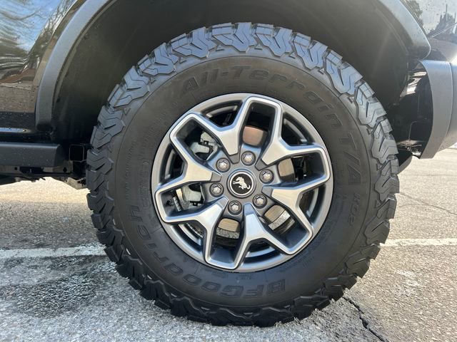 Used 2025 Ford Bronco Badlands image 13