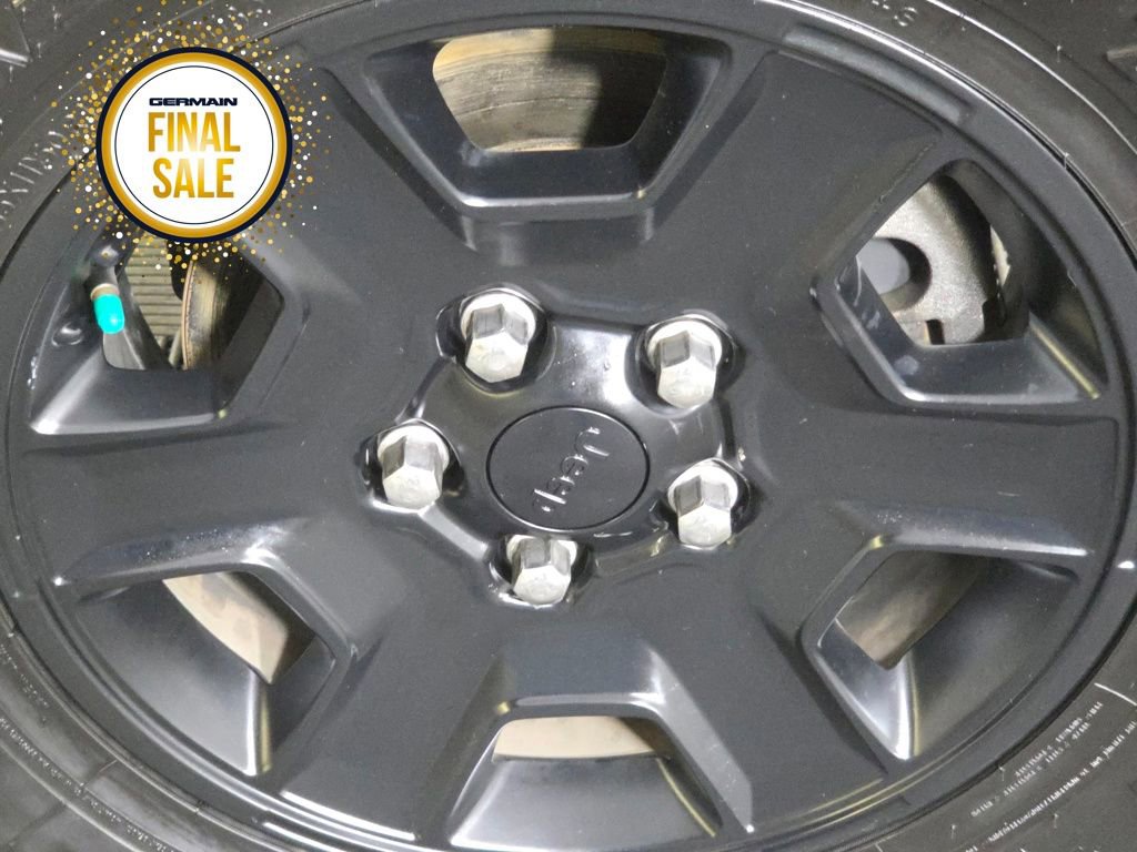 Used 2021 Jeep Gladiator Mojave w/ Cold Weather Group image 10